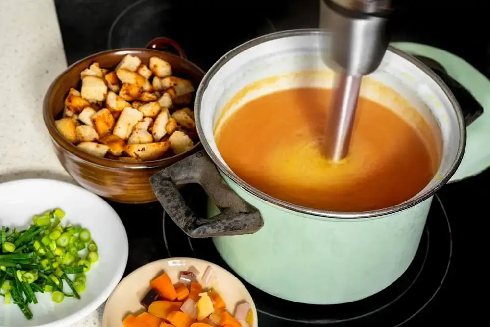 Blender Seti ile Çorba Tarifi